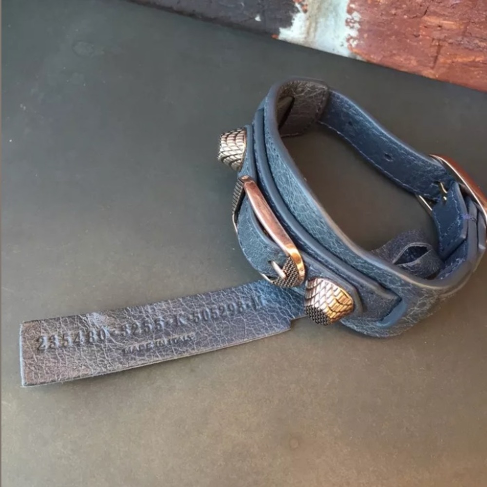 BALENCIAGA Moto Cuff Bracelet Leather SZ S Gray - Picture 7 of 8